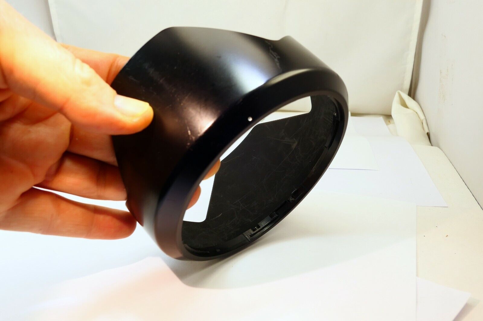 Pentax 104-105mm ID lens hood twist on type