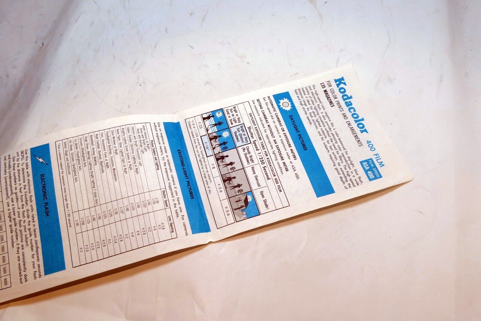 Kodak ASA 400 film Kodacolor 35mm guide Manual  1976