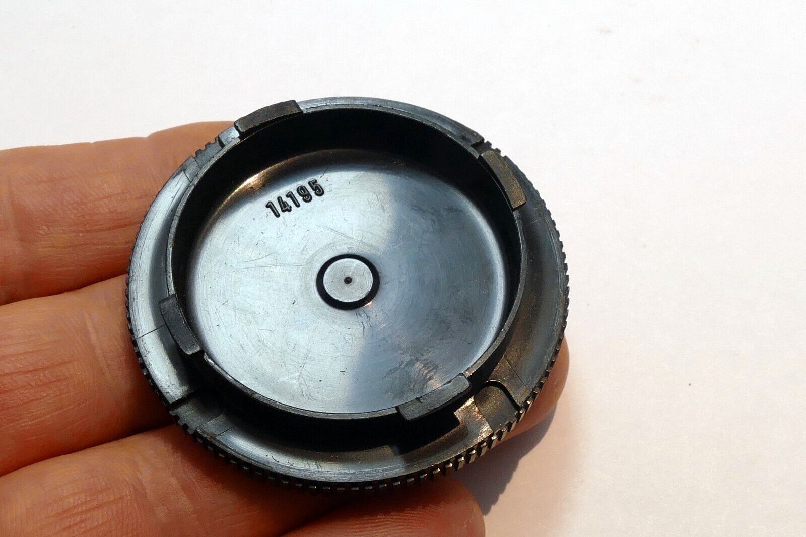 Camera Body cap 14195 M mount manual focus - OEM  Genuine M5 M6
