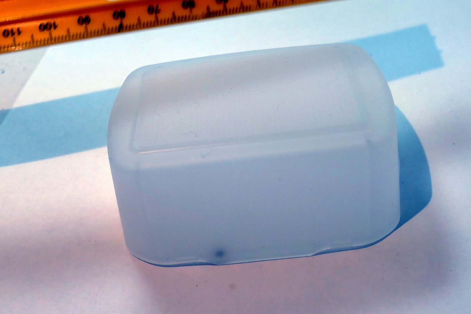 Flash Diffuser Bounce  Flash Dome soft white w/ magnet - not sure model