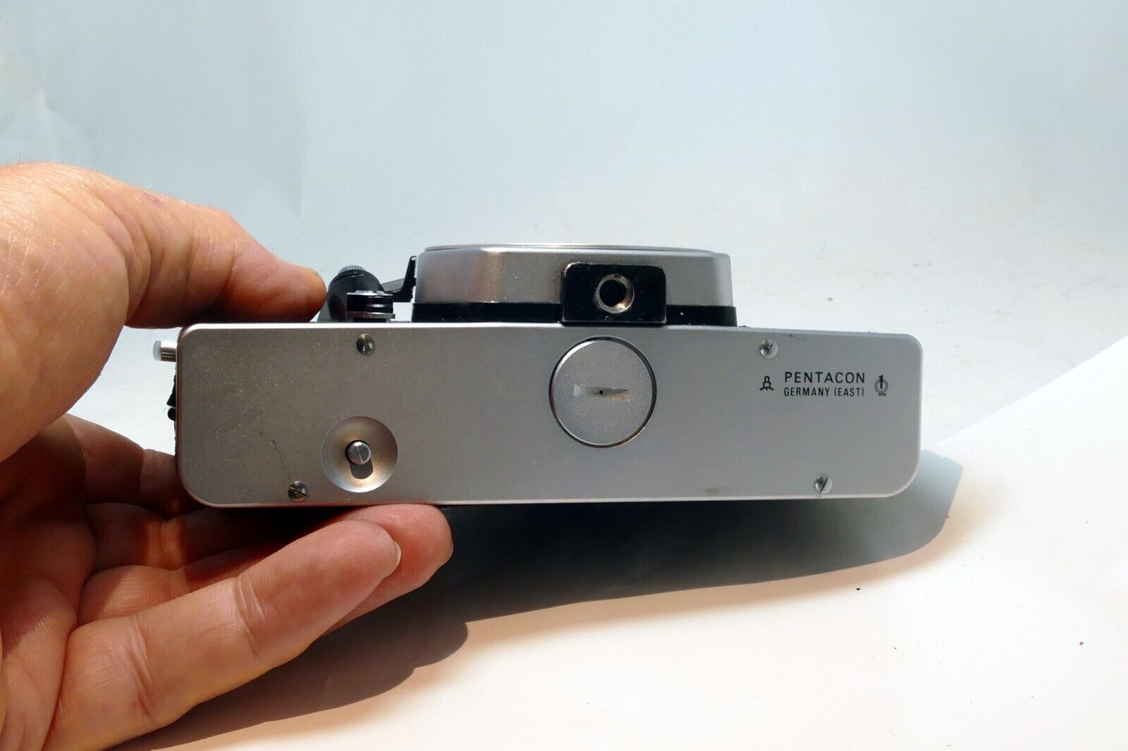 PRAKTICA LTL M42 CAMERA BODY Only - Meter is inop , shutter works