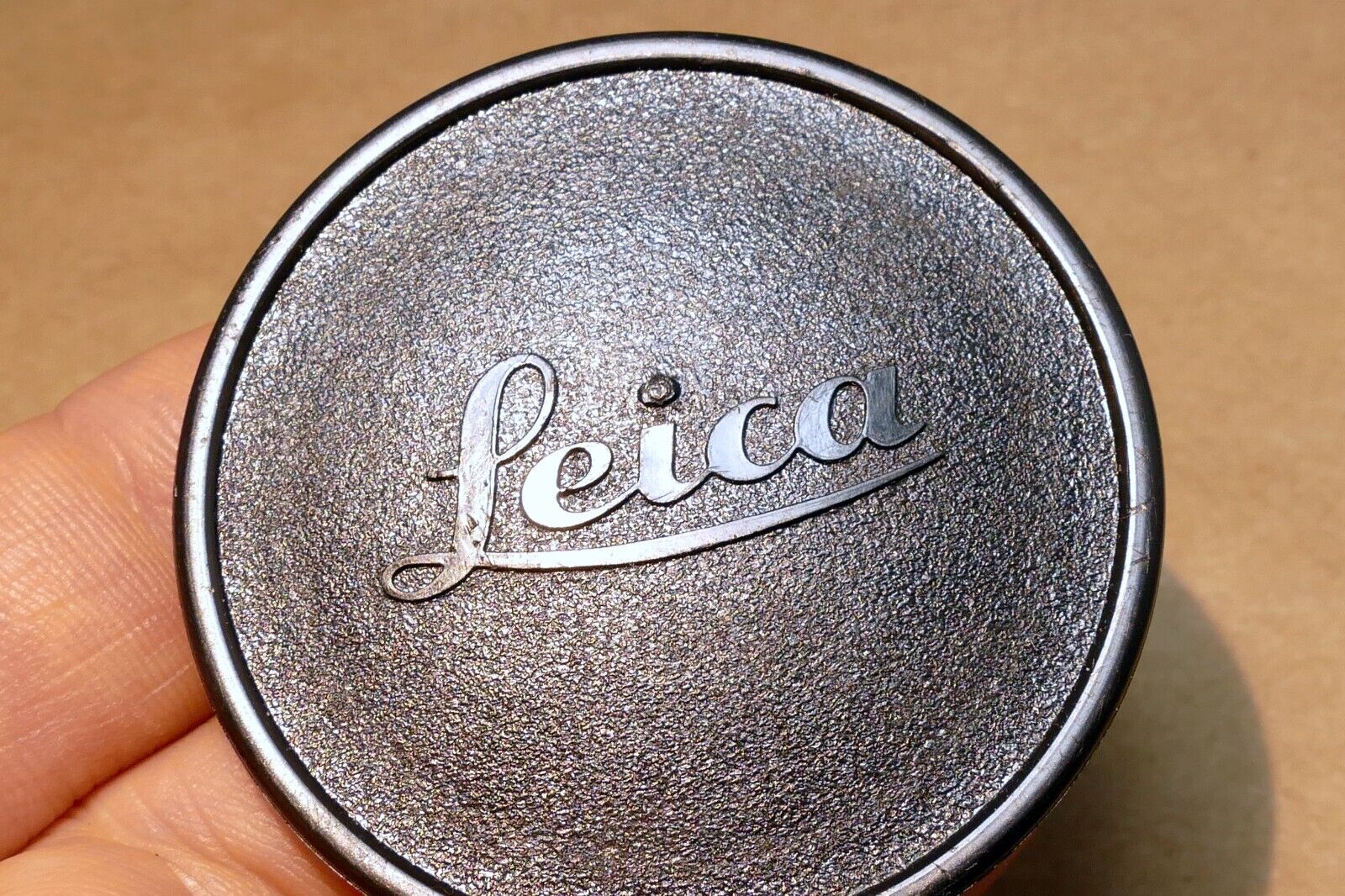 42mm T2 M42 Camera Body Cap Leica Leitz Black Plastic  slip on type for bellows