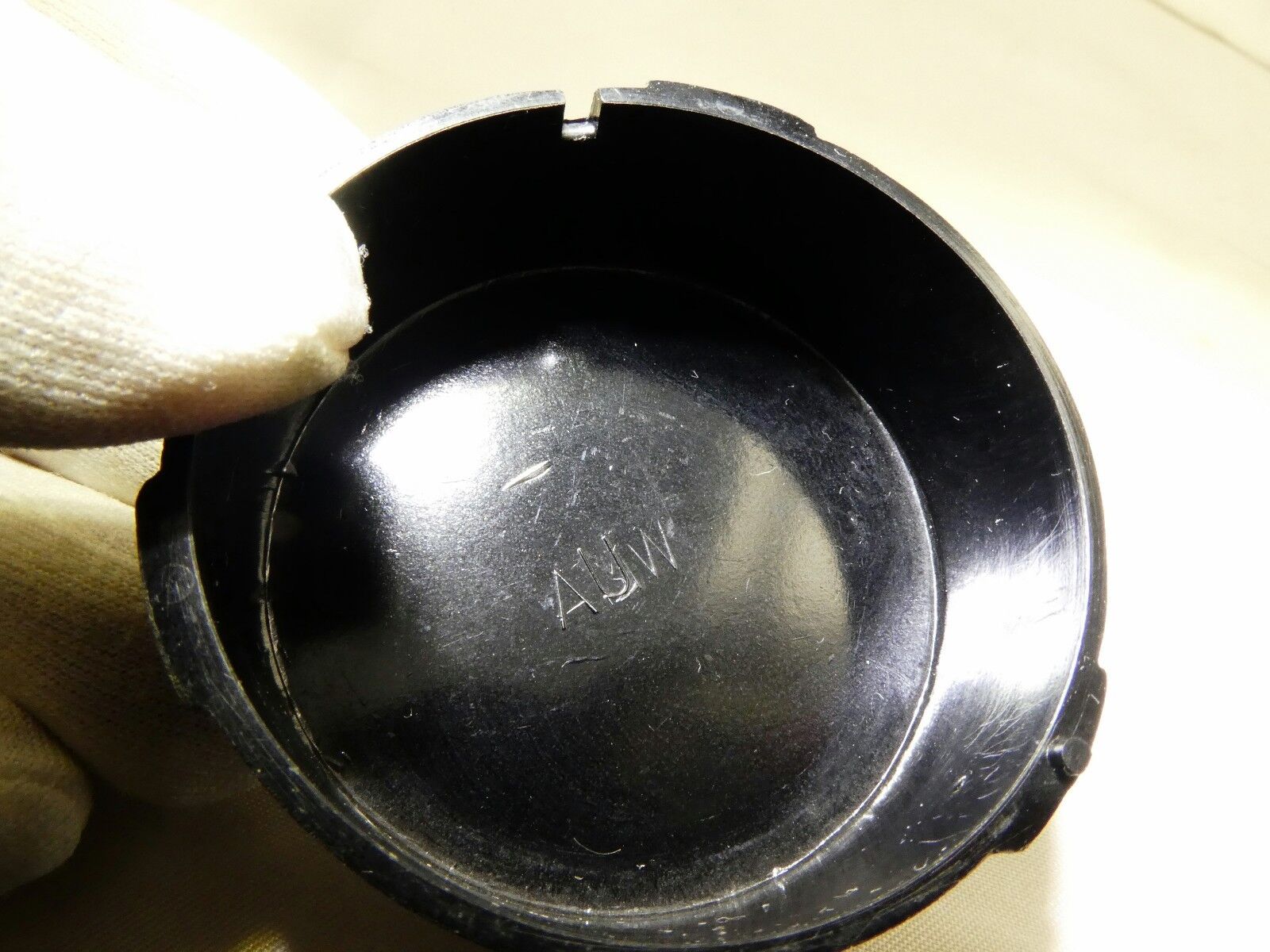 "AUW" Rear Lens Cap (unknown brand)