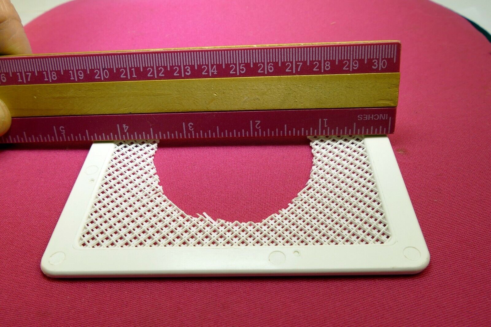 Lindahl  4.5X4.5"  Large vertical 3" Oval  creative High key Vignette Mask