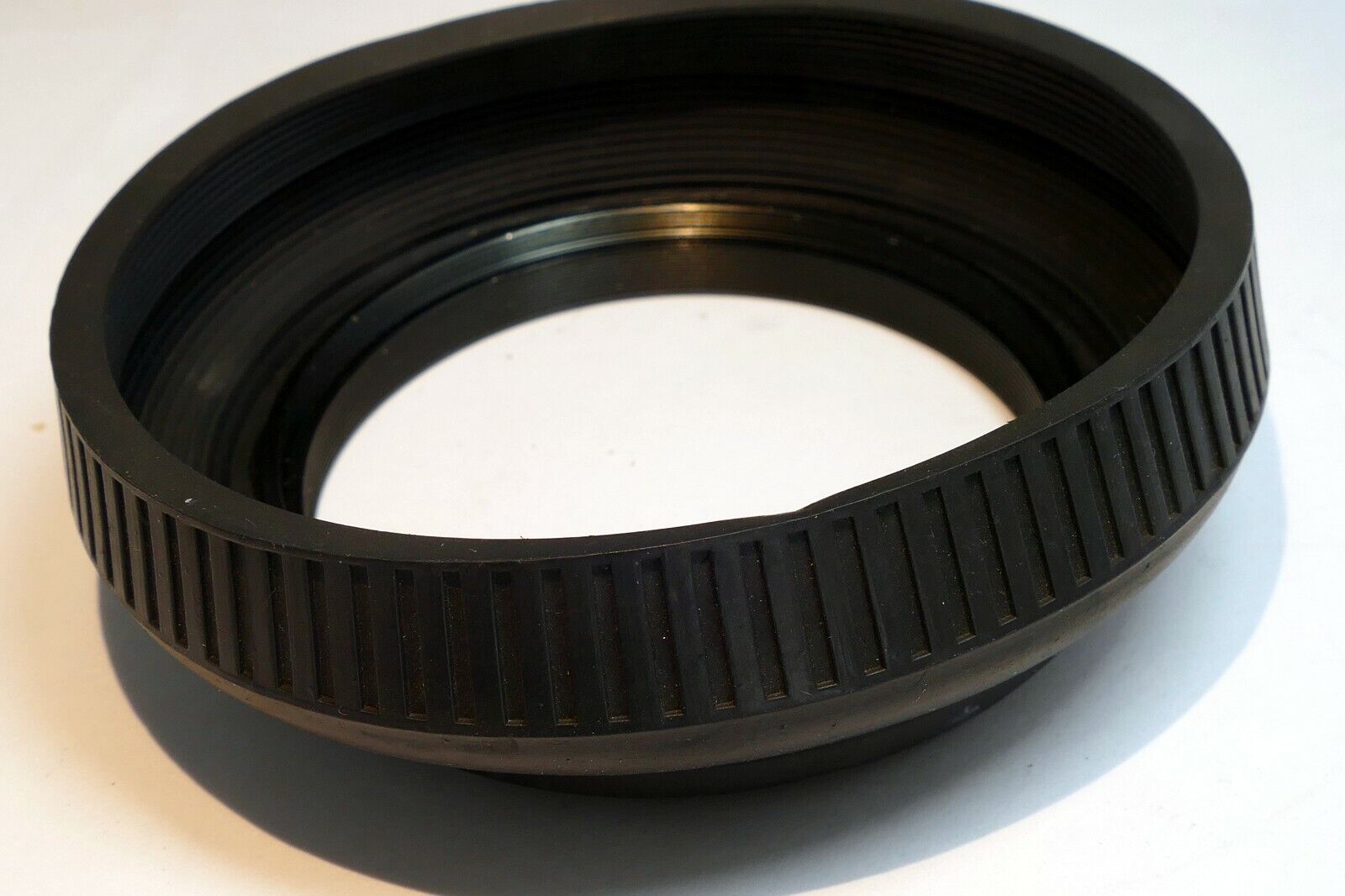 72mm Rubber Hood shade   double threaded rubber loose from ring