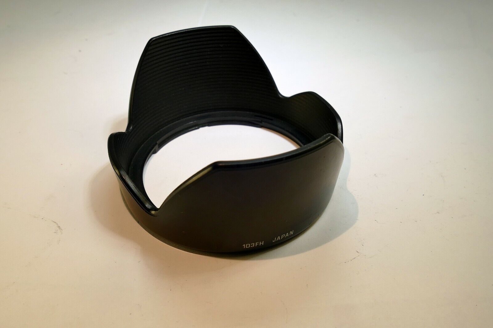 Tamron 1D3FH Lens Hood Shade for  28-105mm f4-5.6 AF zoom