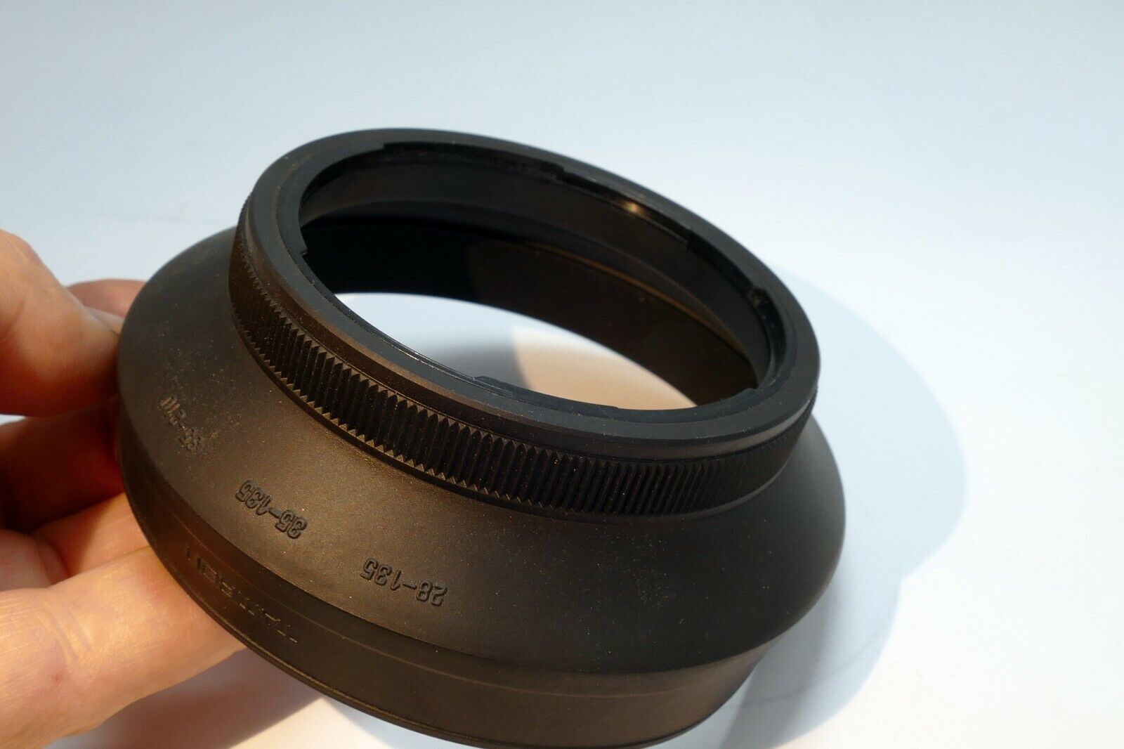 Tamron  28-135mm 35-135mm 35-210mm Adaptall 2 Rubber Lens Hood Shade