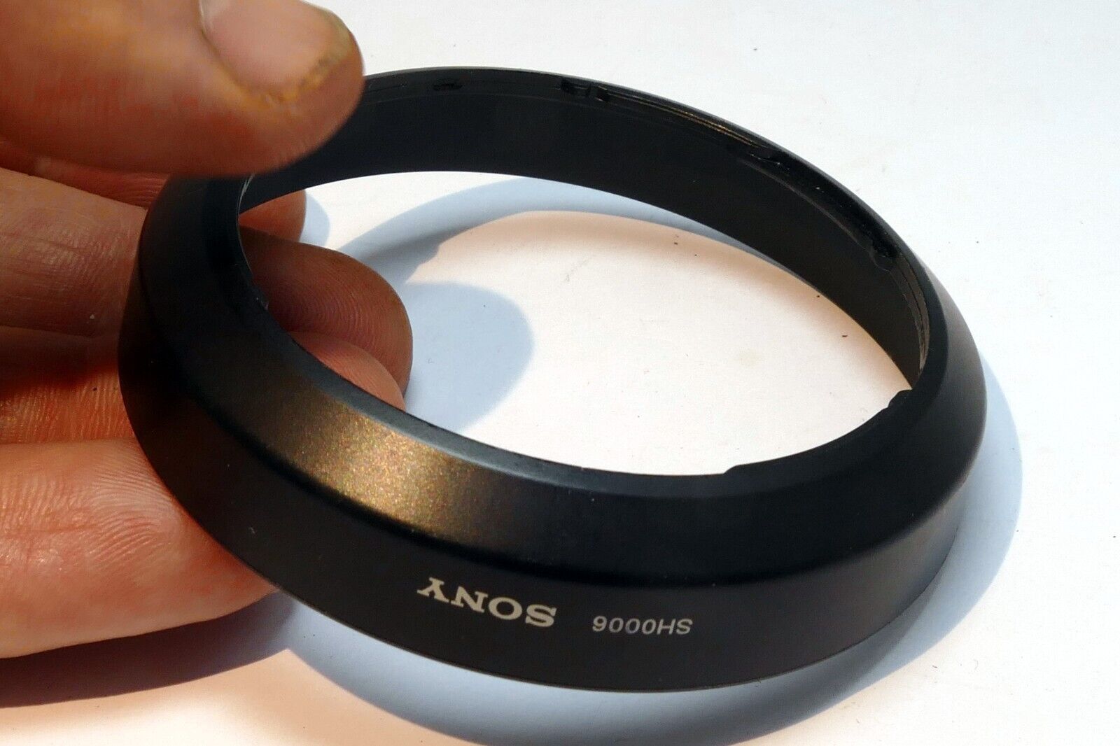 SONY SH0006 Bayonet Lens Hood Shade for 18-70mm DT  Lens Genuine OEM