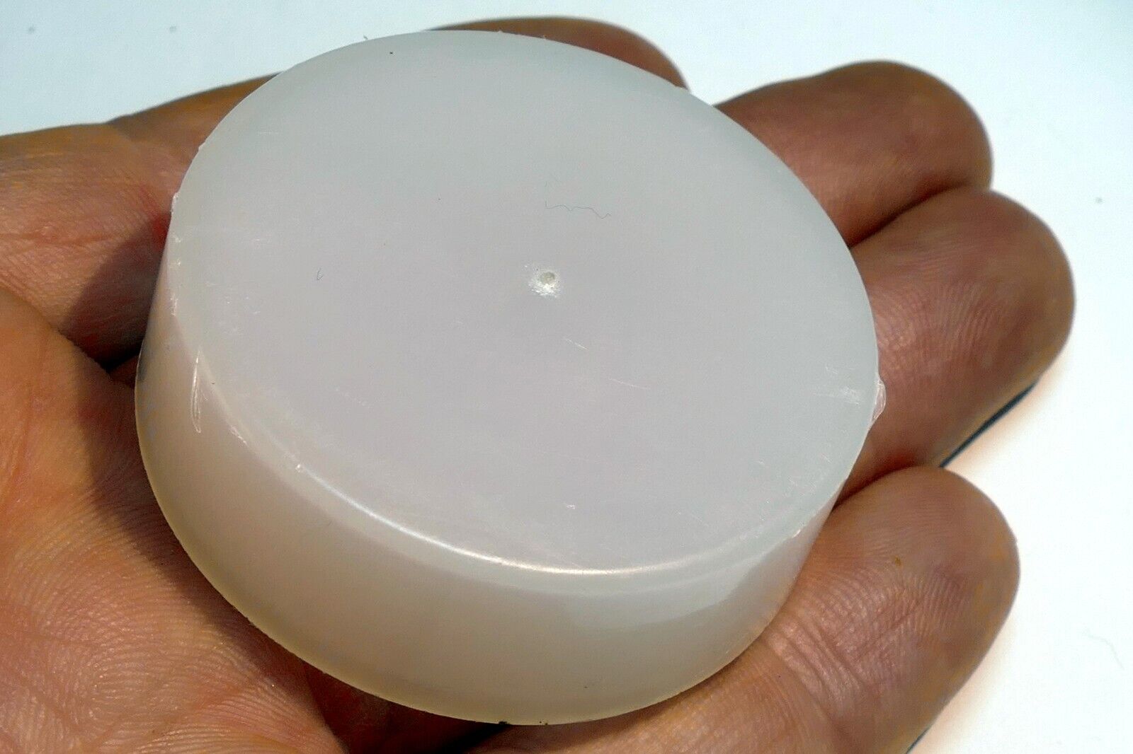 White Rear Lens Cap manual focus for Nikon AI s lenses 50mm f1.8 f1.4 OEM