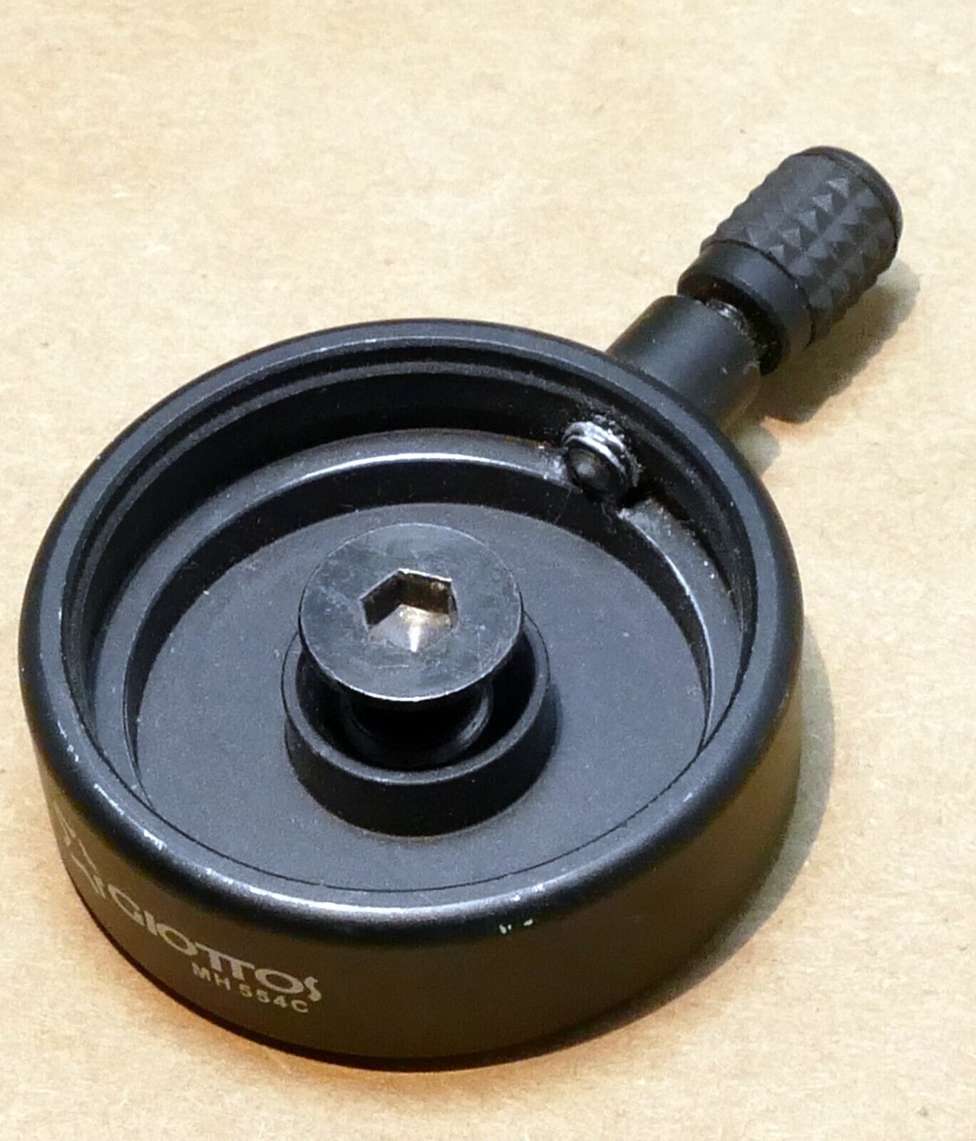Giottos MH 554C Tripod adapter  plate for  MH554C 554 head