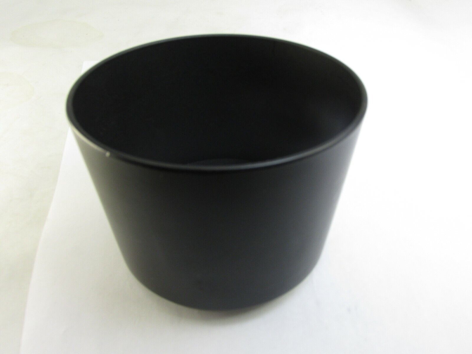 Plastic Lens Hood unknown brand 63.5mm ID  twist on type