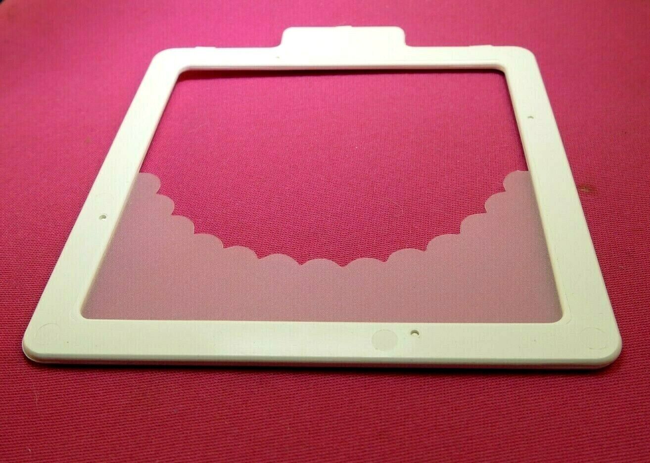 Lindahl  4.5X4.5" Low Bottom Bubble Arc creative High key Vignette Mask