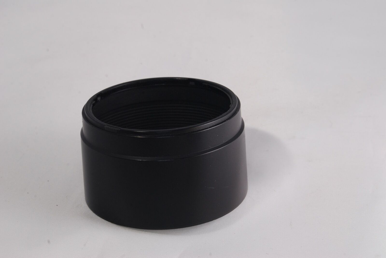 Twist on 55-58mm Lens Hood,  Black - USED 5113040