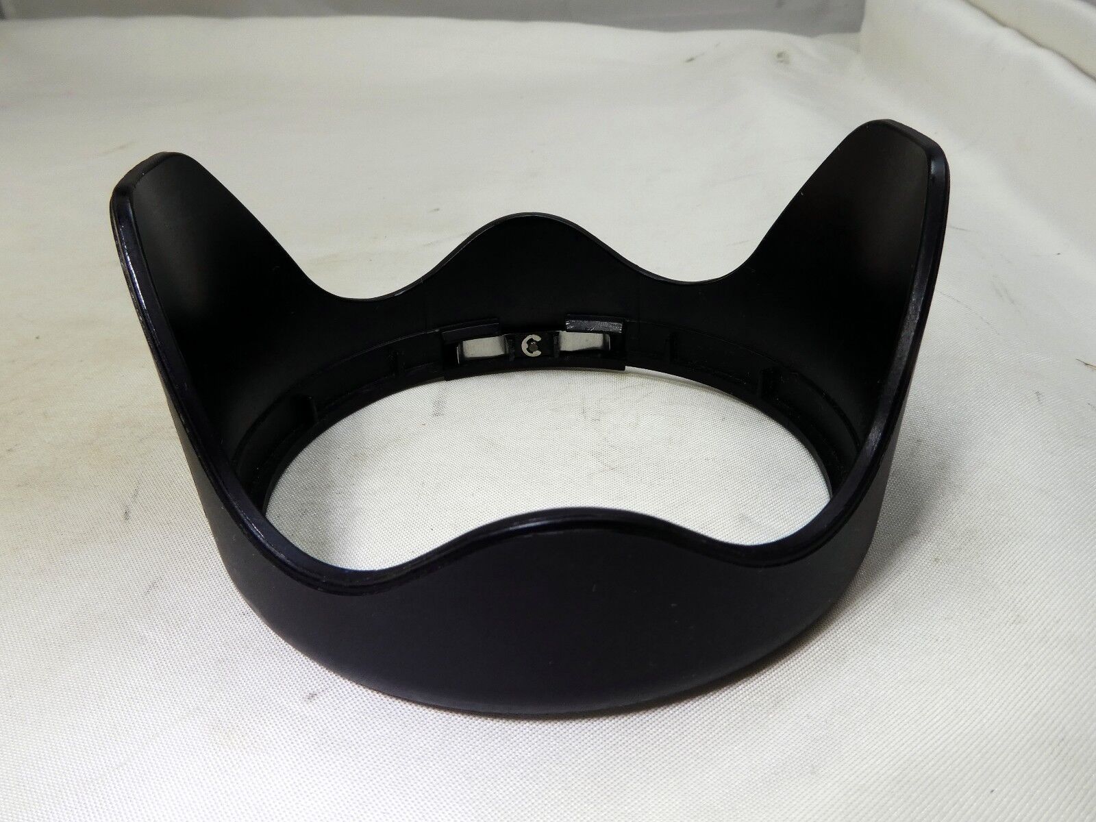 75.2mm ID Lens Hood Flower Lens Hood unknown brand petal shaped