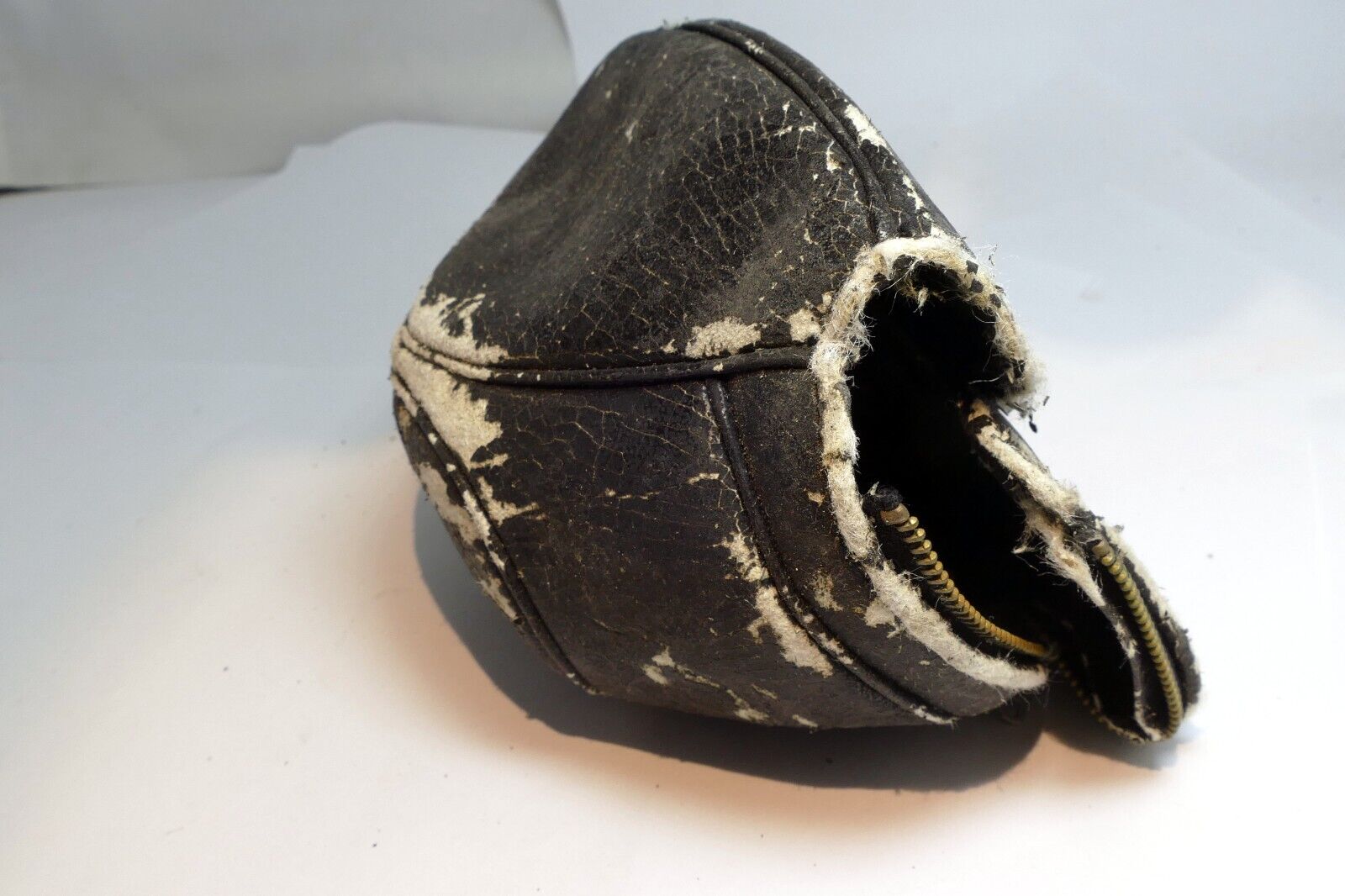 Nikon everready case camera poor condition vintage