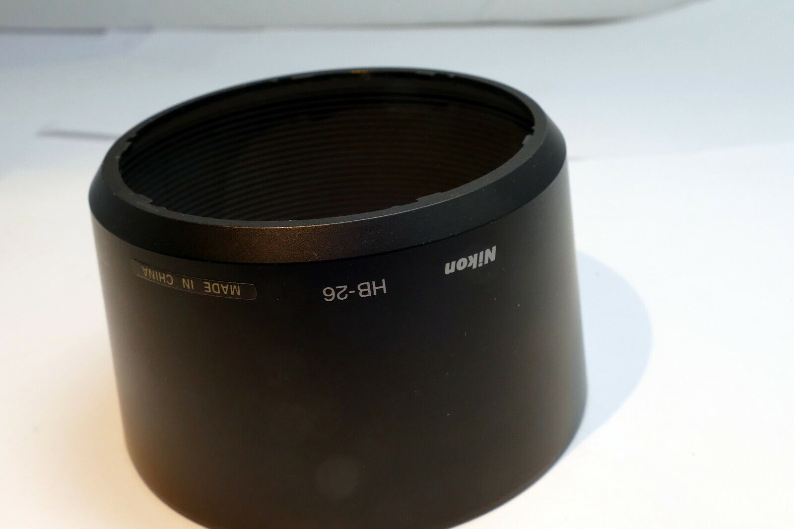 Nikon HB-26 Lens hood Shade for 70-300mm f4-5.6 AF ED Nikkor Genuine OEM