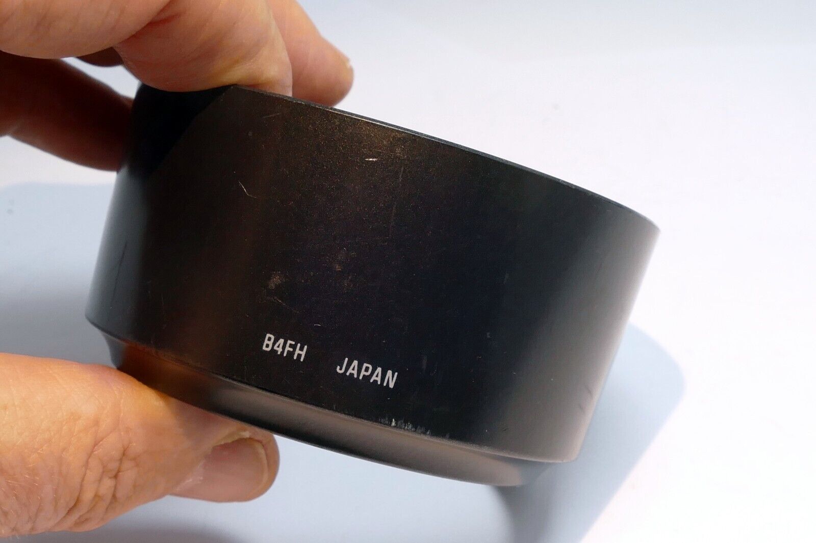 Tamron B4FH Lens Hood Shade   (55mm rim) Genuine OEM