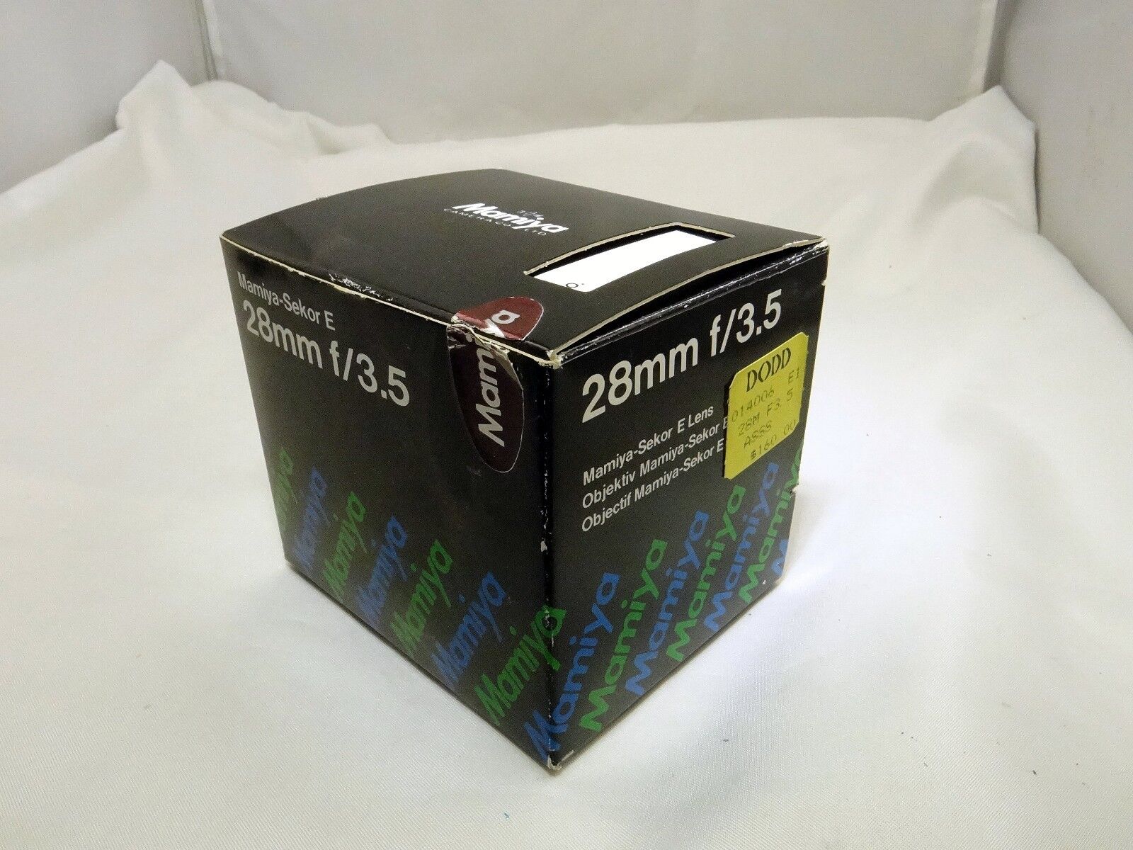 Empty box for Mamiya Sekor 28mm f3.5 E ZE with foam Lens