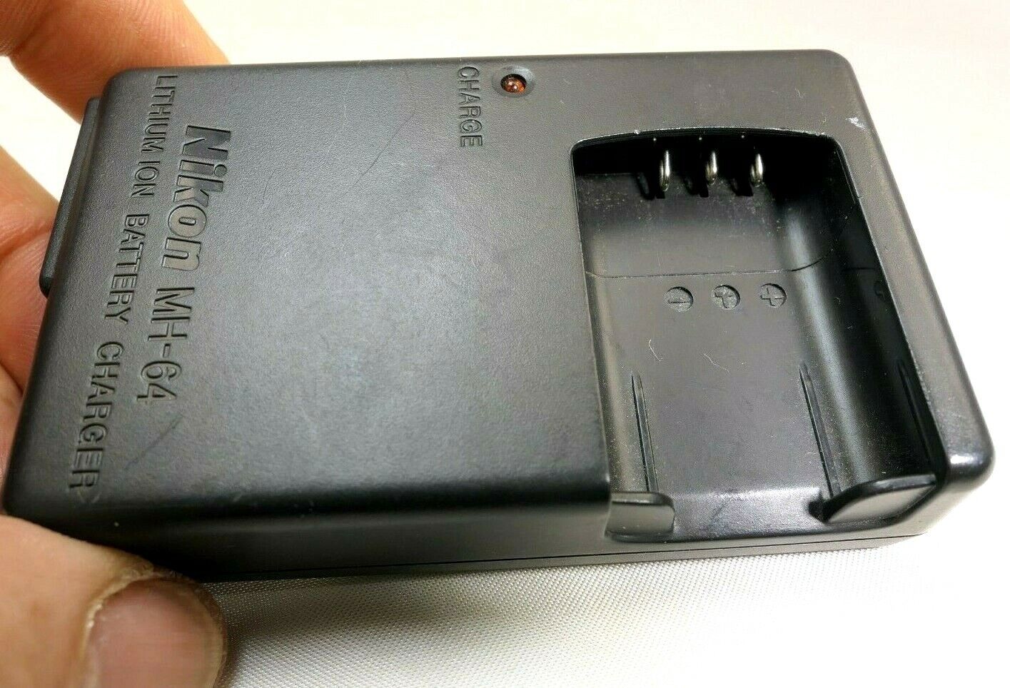 Nikon MH-64 AC battery charger adapter for Coolpix camera genuine original