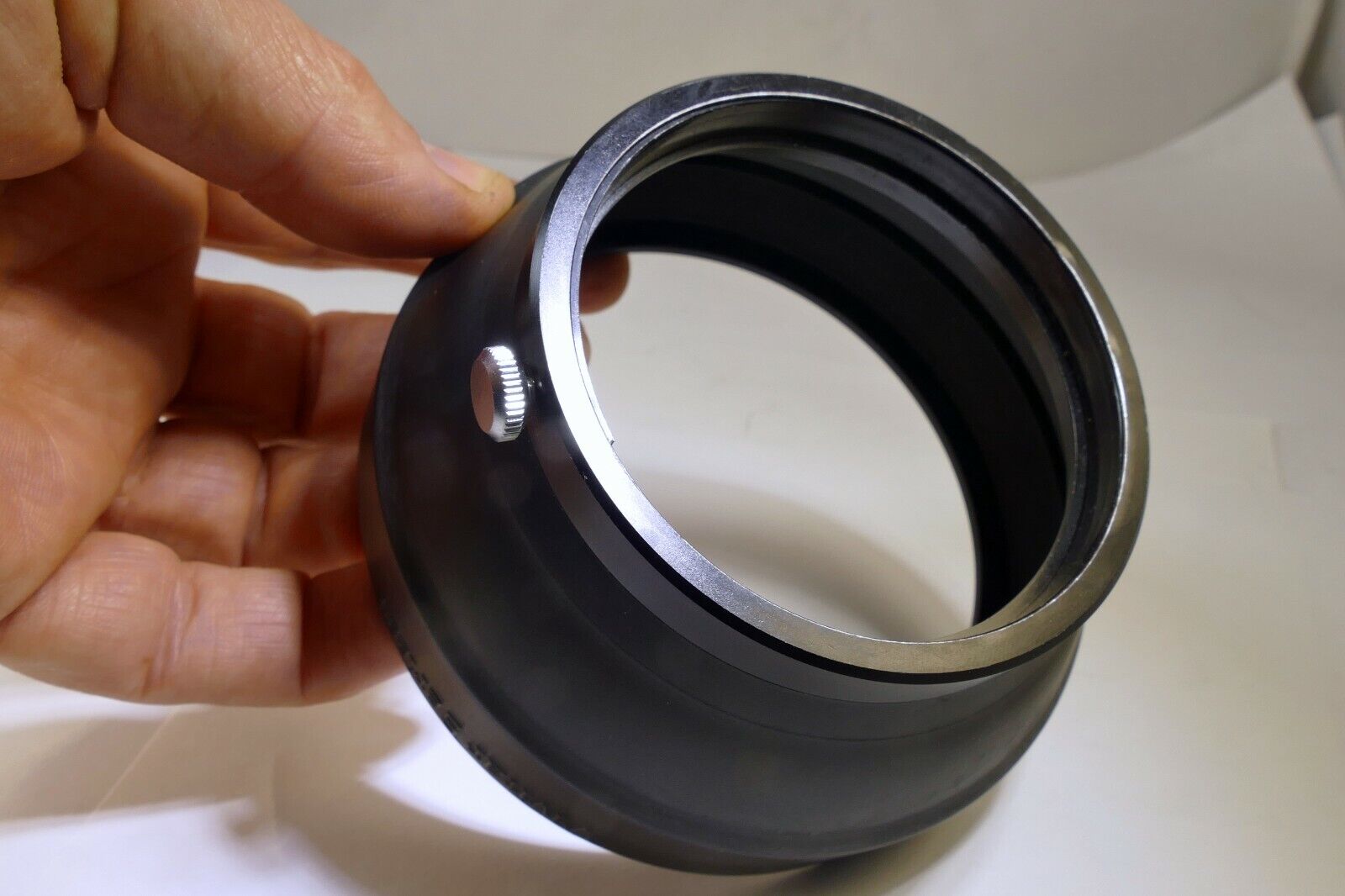 Vivitar Lens Rubber Hood shade for 70-210mm f3.8 Series 1 67mm rim