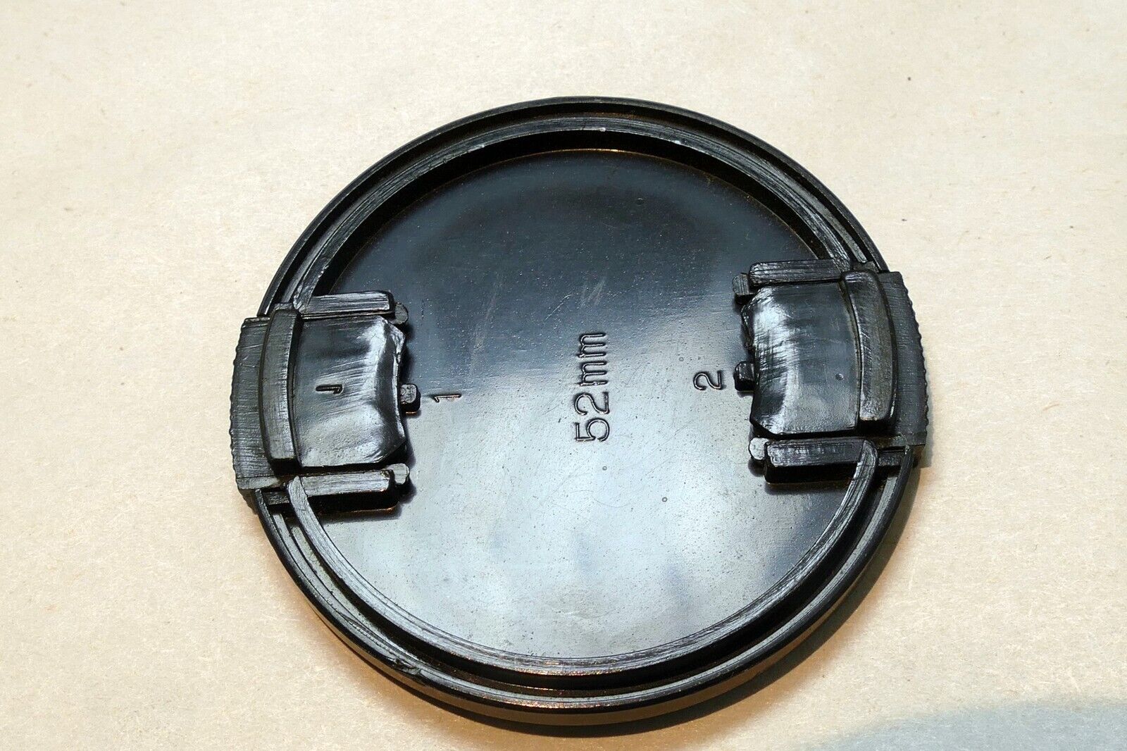 Zykkor 52mm lens front cap (snap on type) for 80-200mm