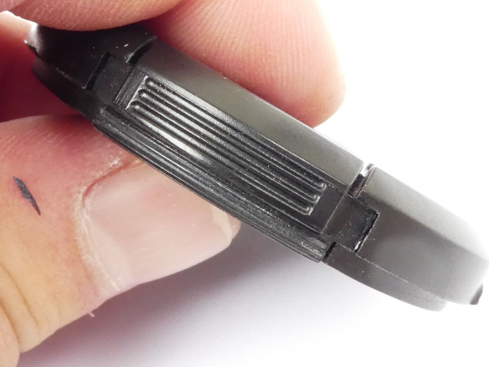 Used Hakuba 49mm Lens Front Cap Black snap-on type plastic