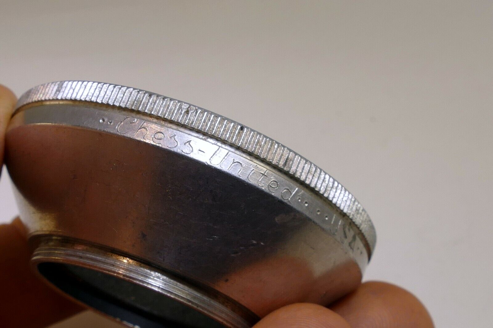 Chess-United 33mm series 5 V Metal Lens Hood Shade screw in for 33.3mm wide angl