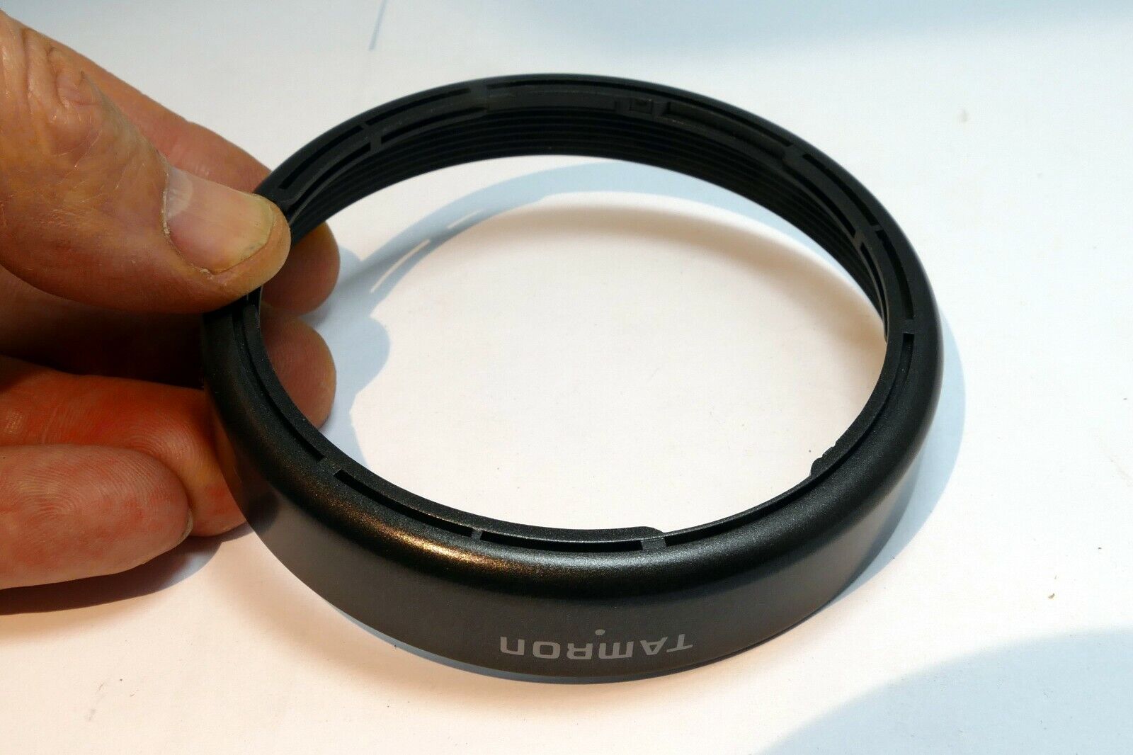 Tamron B5FH Lens Hood Shade 28-200mm F3.8-5.6 Aspherical  (72mm rim)