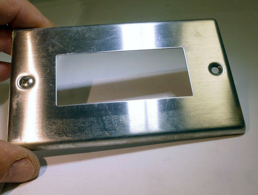 Toshiba 1 gang Stainless Steel Wall Plate for double outlet light switch 33