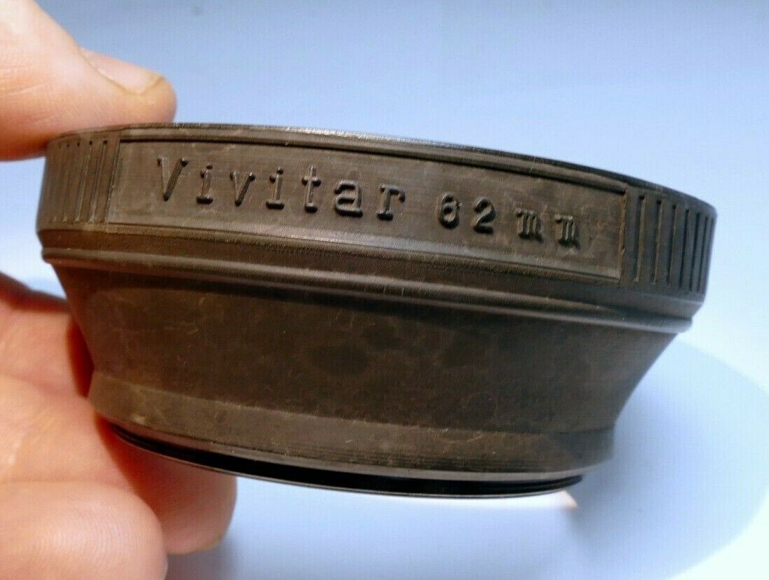 Vivitar 62mm rubber Lens Hood Shade screw in for 70-210mm 90mm macro