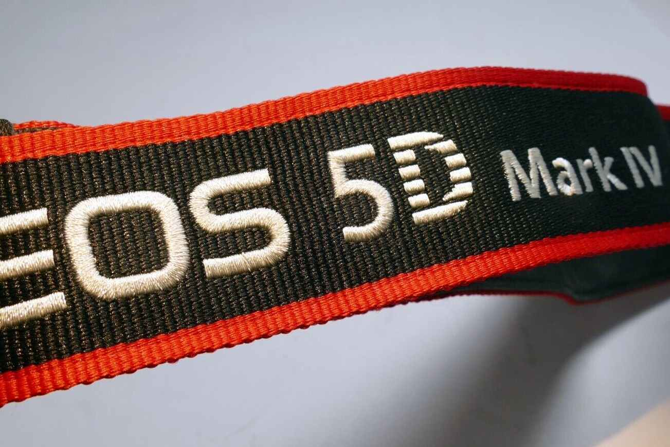 Canon EOS 5D Mark IV Digital Camera Neck Shoulder Strap Black-Red - Genuine OEM