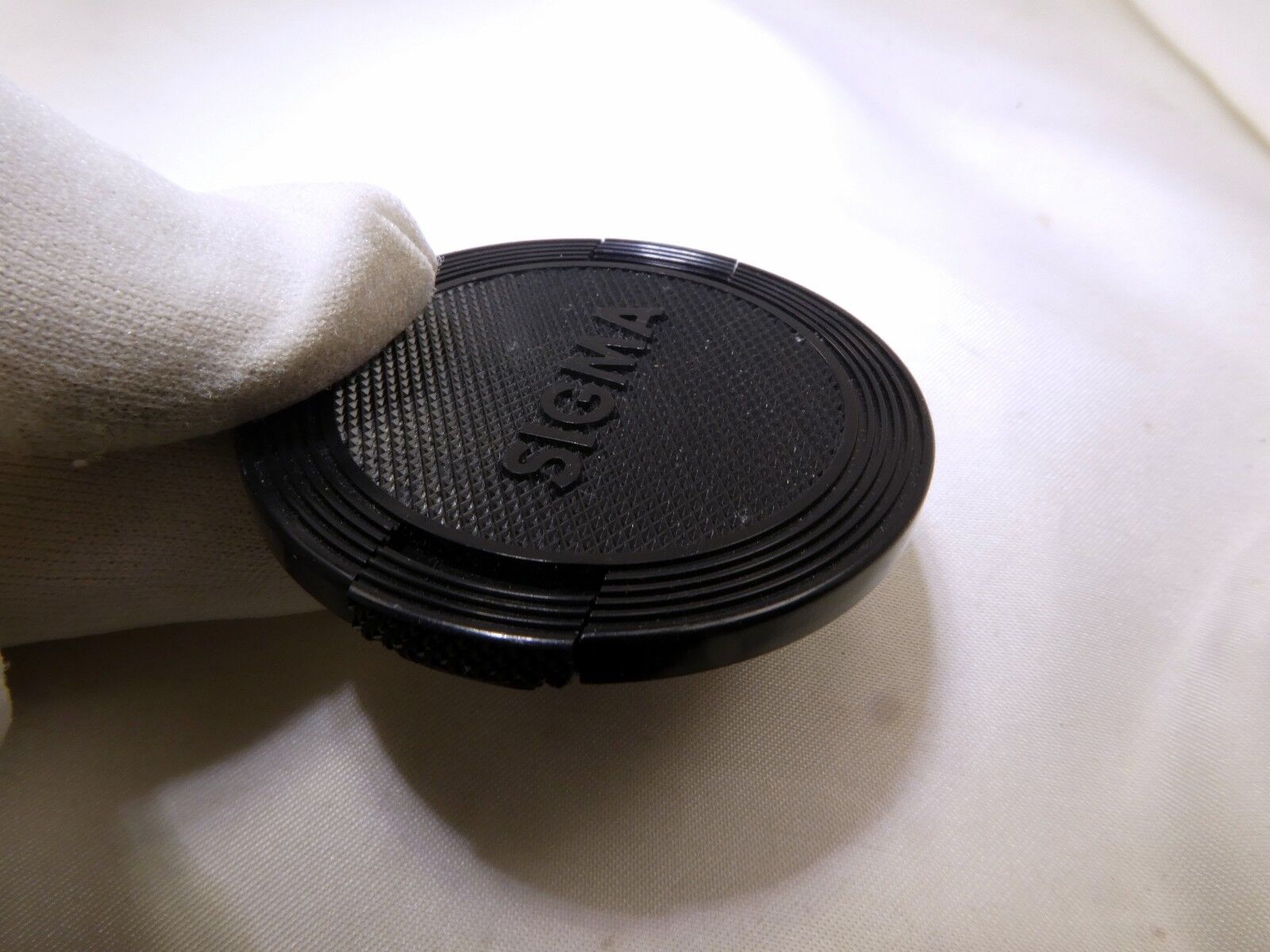 Sigma 52mm Front Lens Cap Snap on type all Black