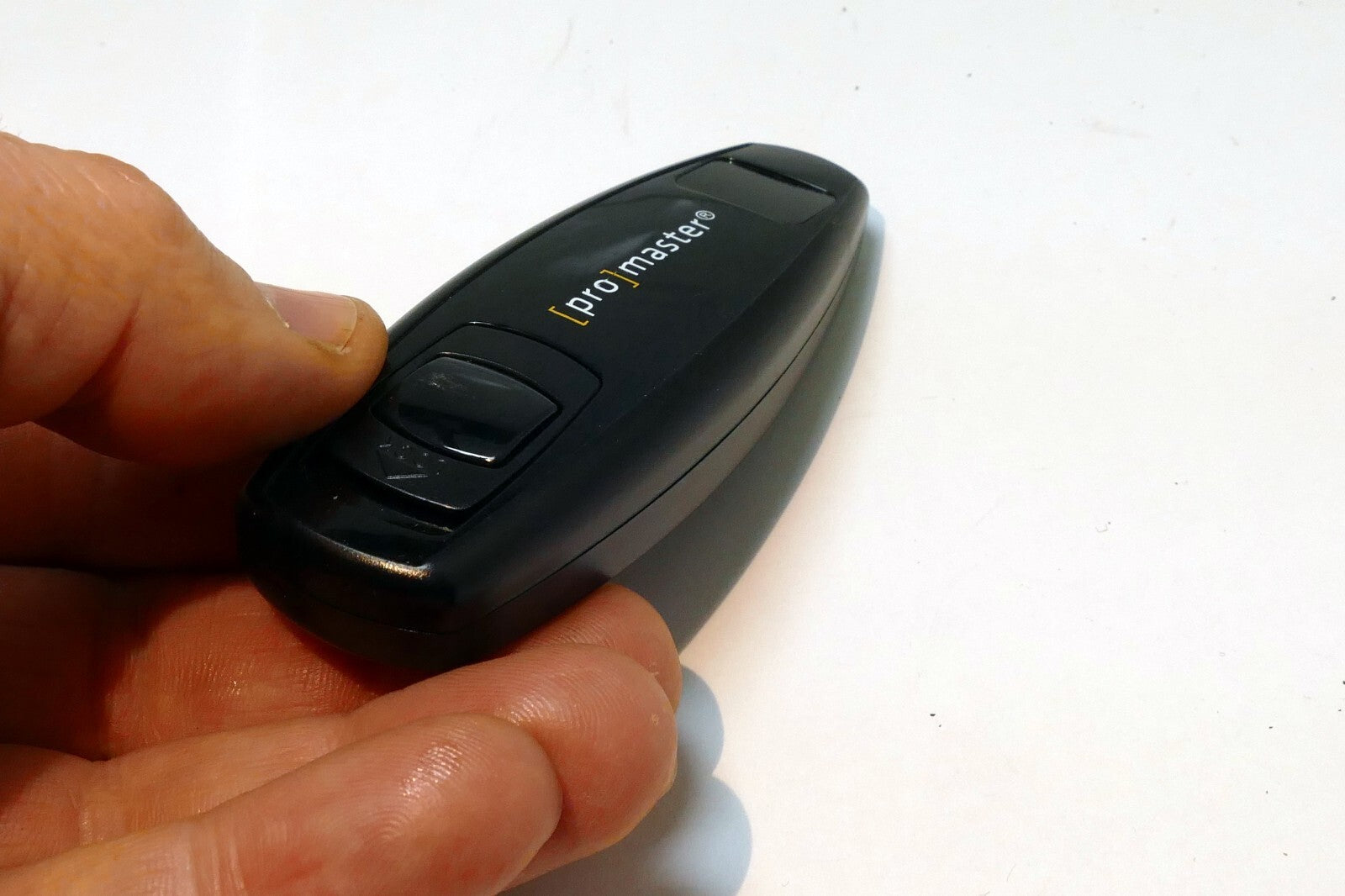 Promaster WIRED Remote SWITCH  - missing camera connecting cable - incomplete