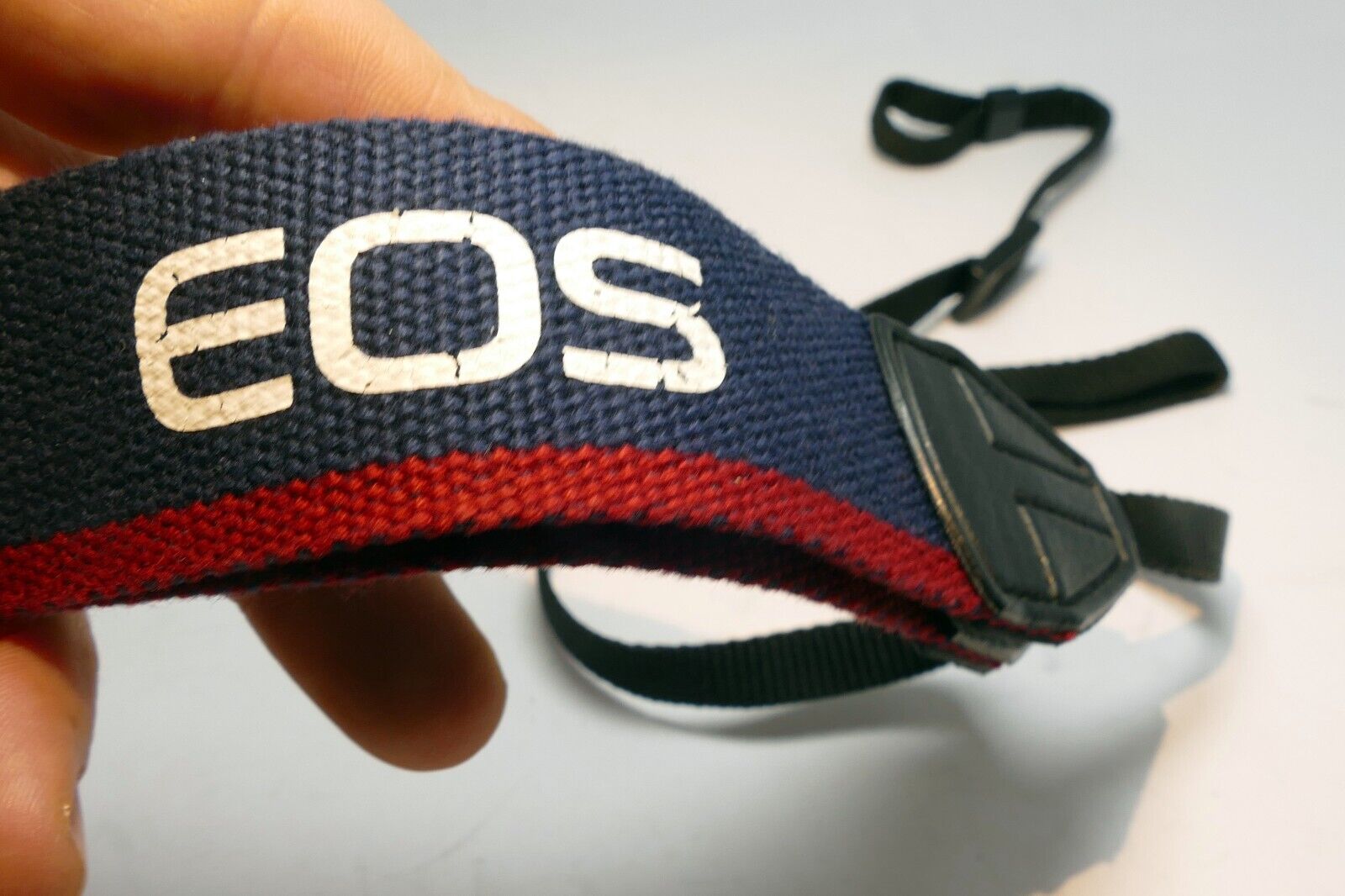 Canon EOS Digital Camera Neck Shoulder Strap 4cm wide Blue - Genuine OEM