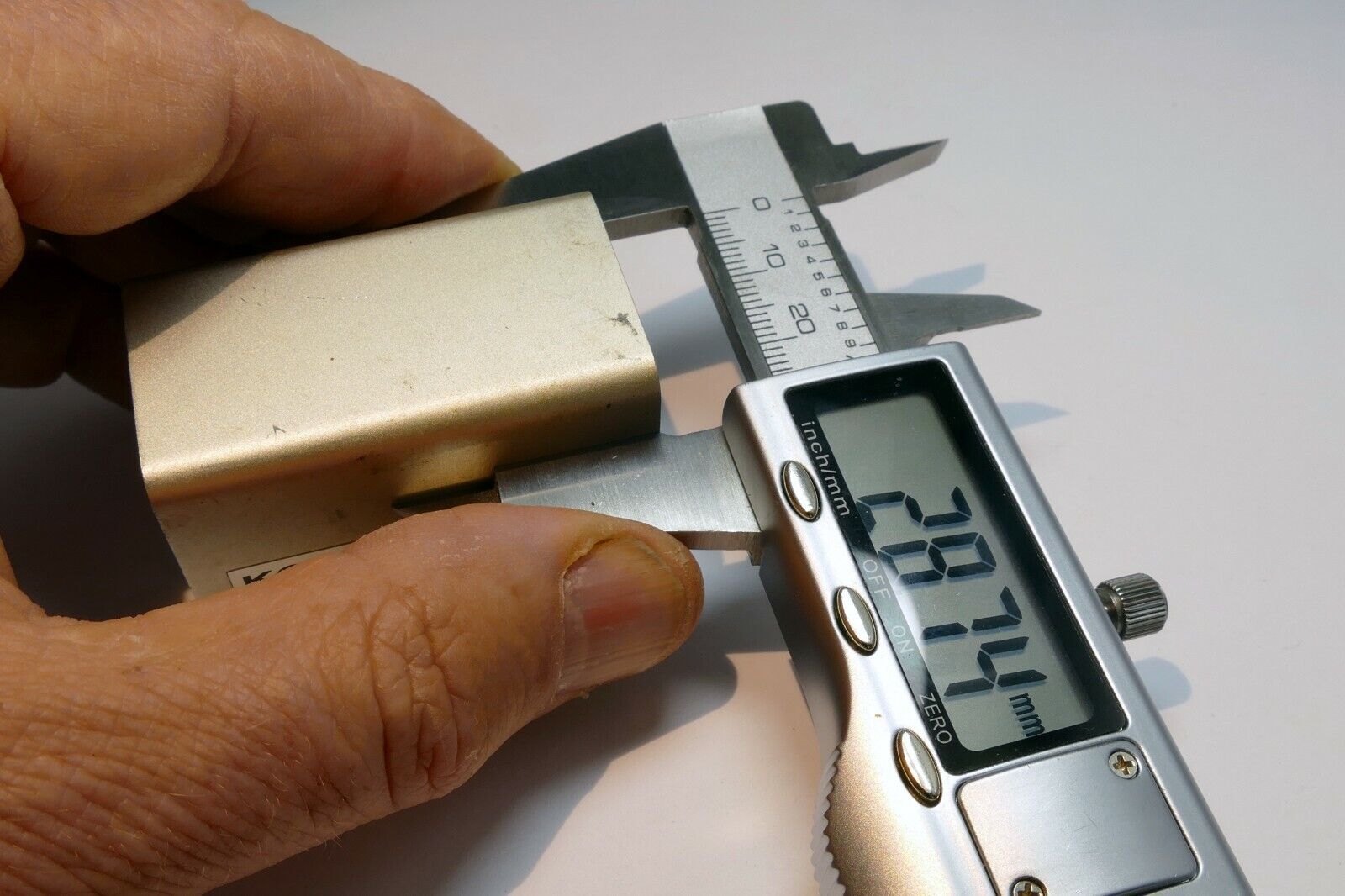 Metal part for Konica Tube flash cameras