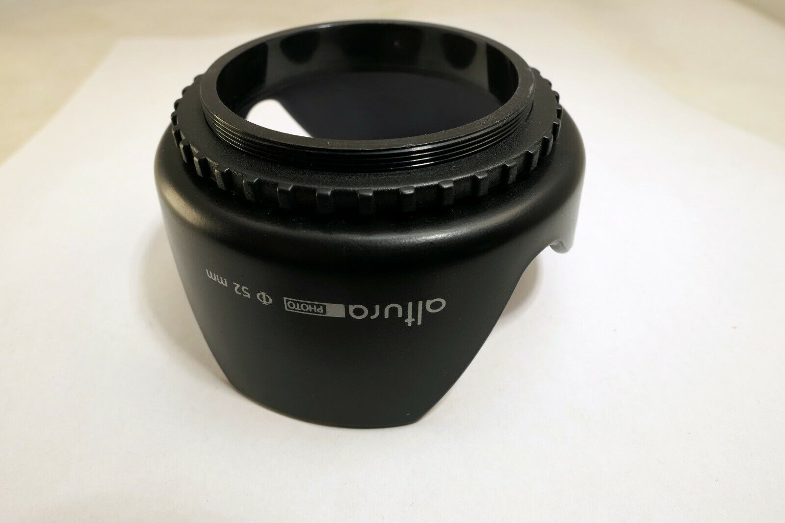 Petal 52mm Lens Hood Shade screw in type plastic