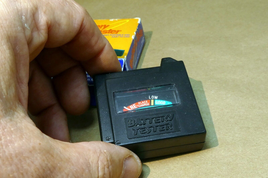 Battery tester 2 for AA AAA button cells camera 1.5 3V 6v Dantona Industiries