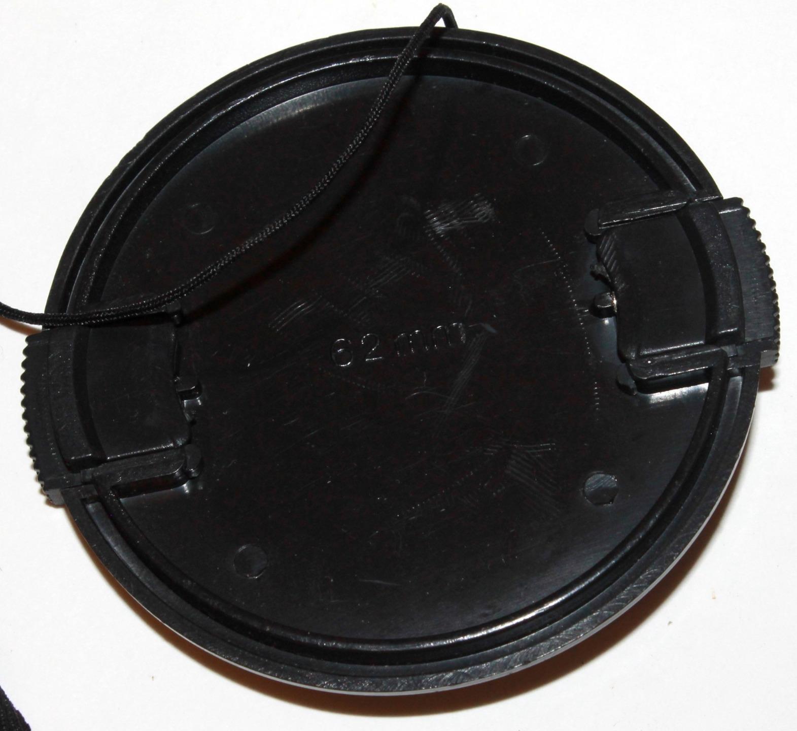 Front Lens Cap 62mm snap on type with keeper string