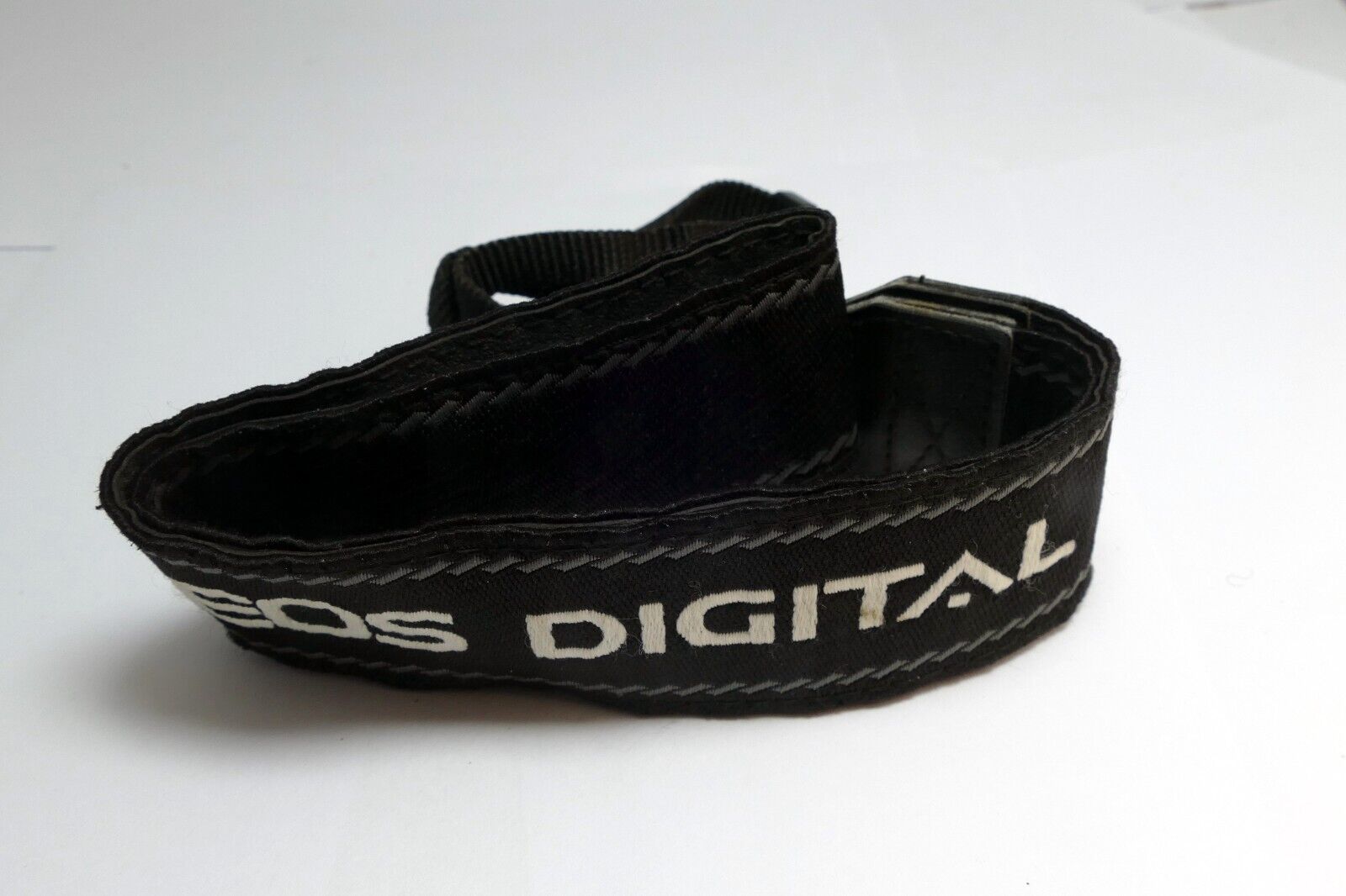Canon Digital OES Camera Neck Shoulder  Strap Gray 4cm wide - Genuine  OEM