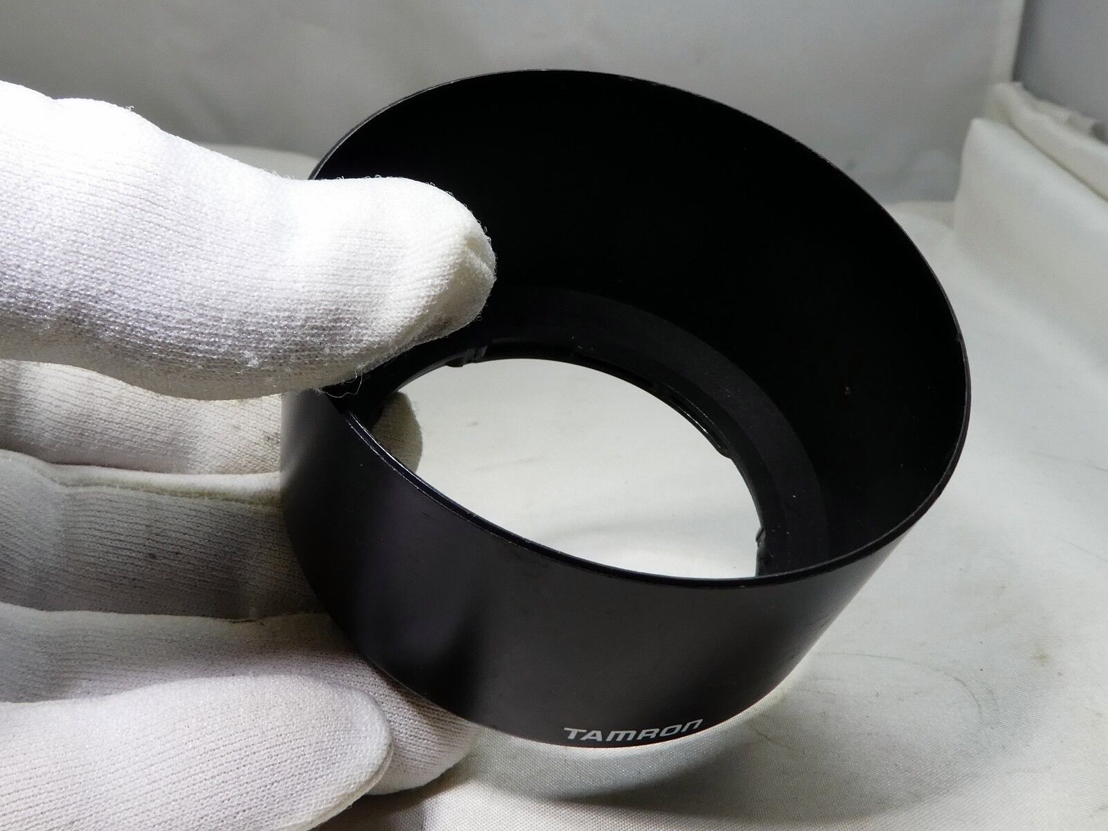 Tamron 58FH Lens Hood Shade Twist on Lens Hood for 70-210mm f4-5.6 AF & Adaptall