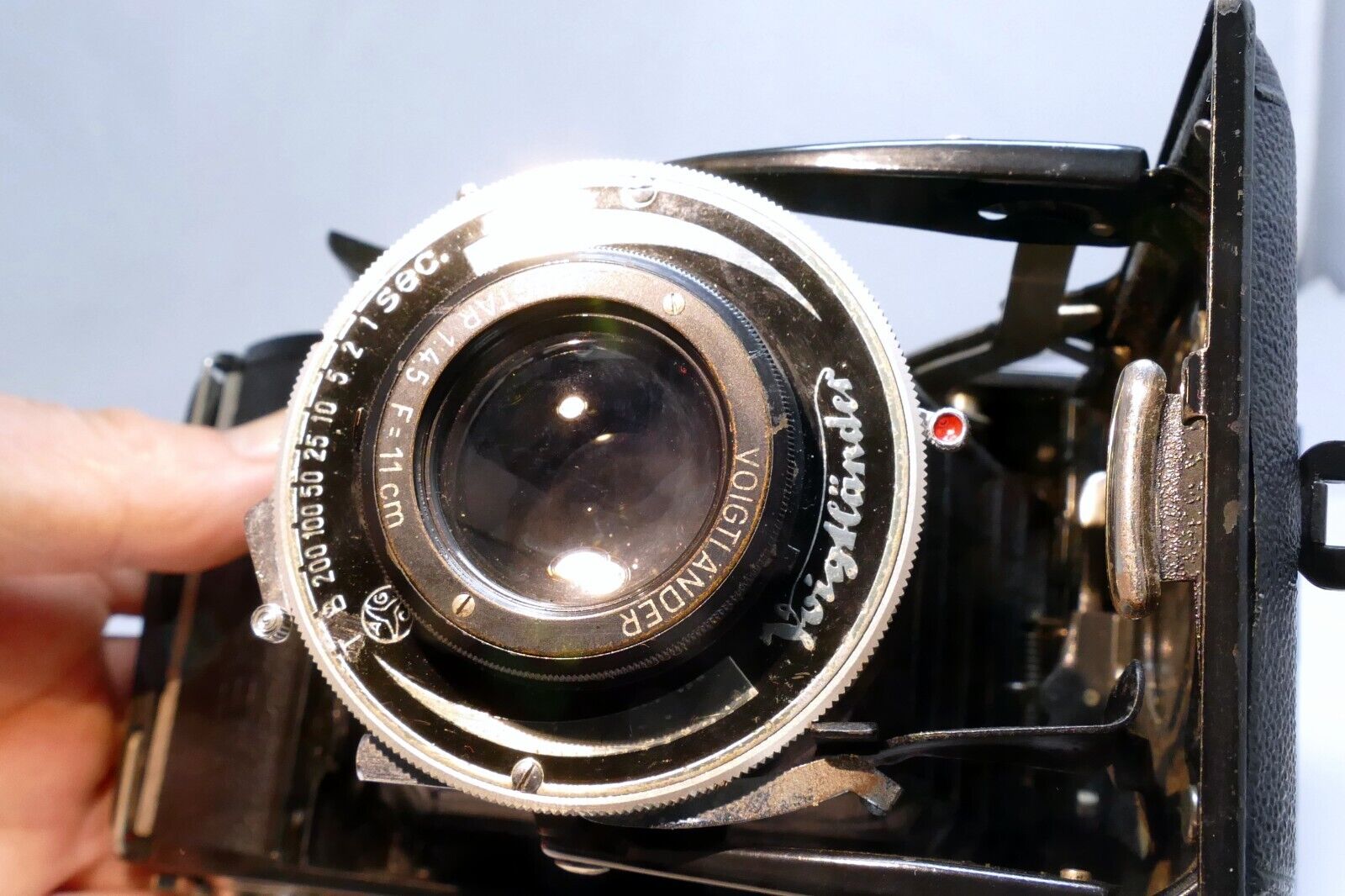 Voigtlander Bessa 6x9 Folding Medium Format Camera with 11cm f4.5 Lens - vintage