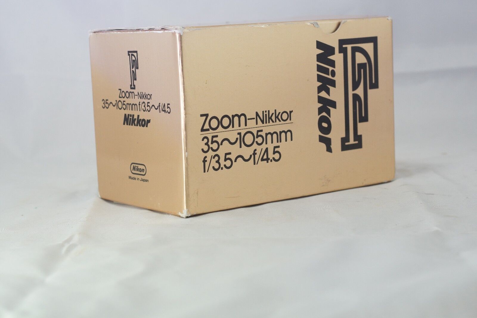 Empty Box for Nikon zoom  35-105mm  f3.5-4.5   F (Ai)  lens