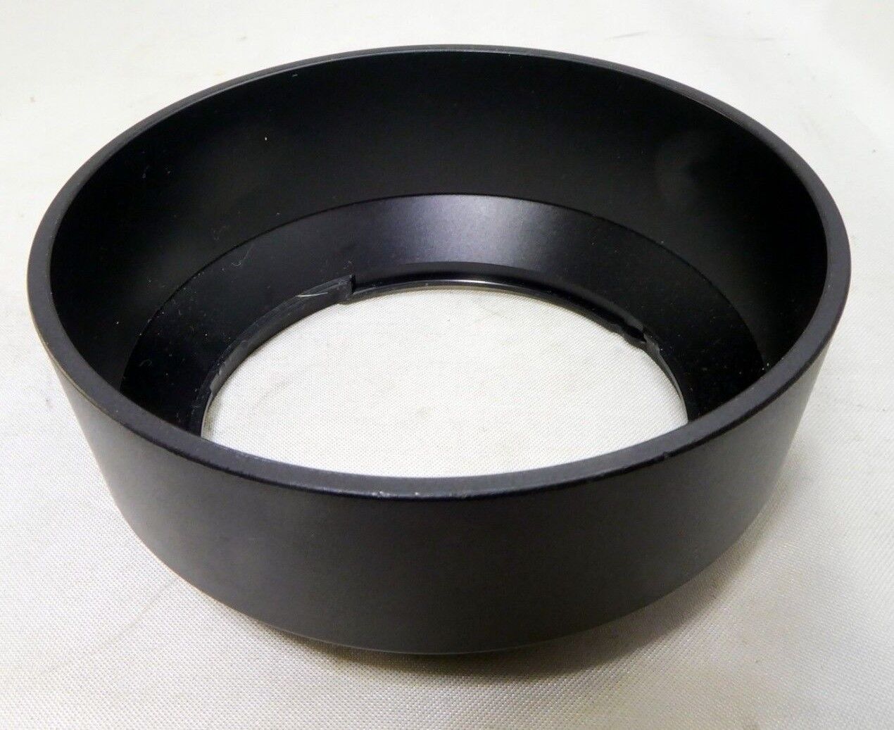 65mm ID  Plastic Lens Hood  twist on type (unknown brand)