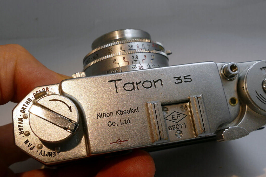 Taron 35 camera with Tomioka Lausar 4.5cm f2.8 Lens rangefinder EP Nihon Kossoki