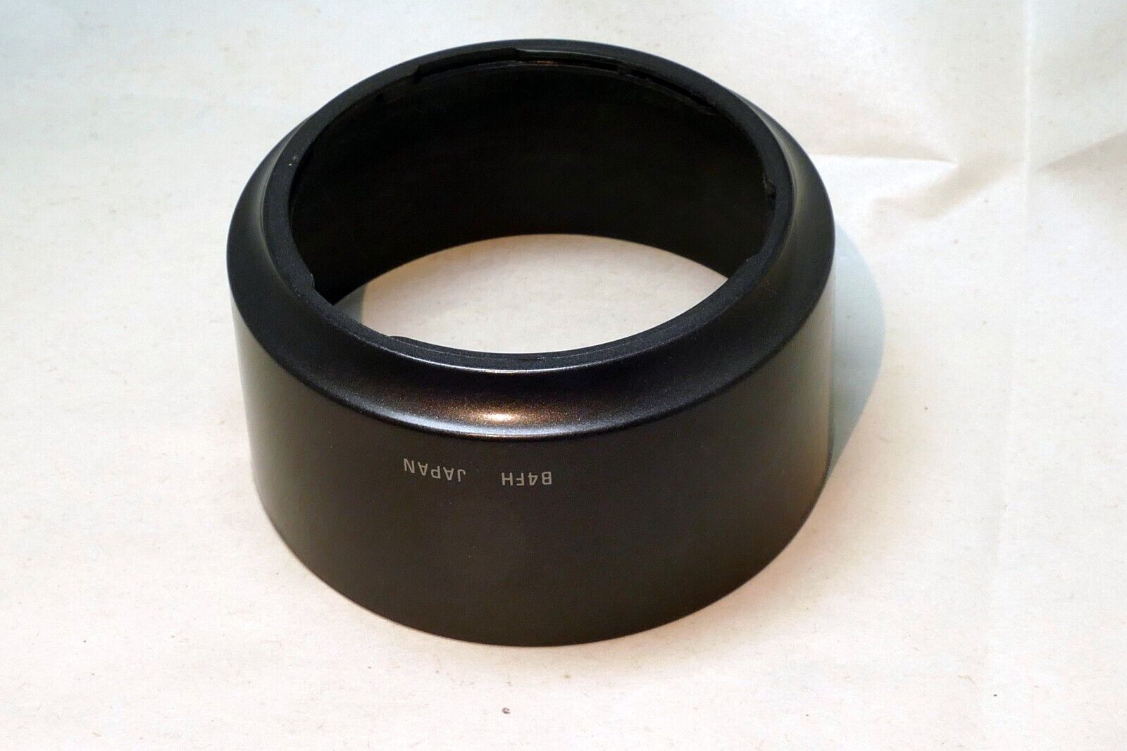 Tamron B4FH Plastic Lens Shade Hood for  28-200mm f3.8-5.6 AF (58mm)