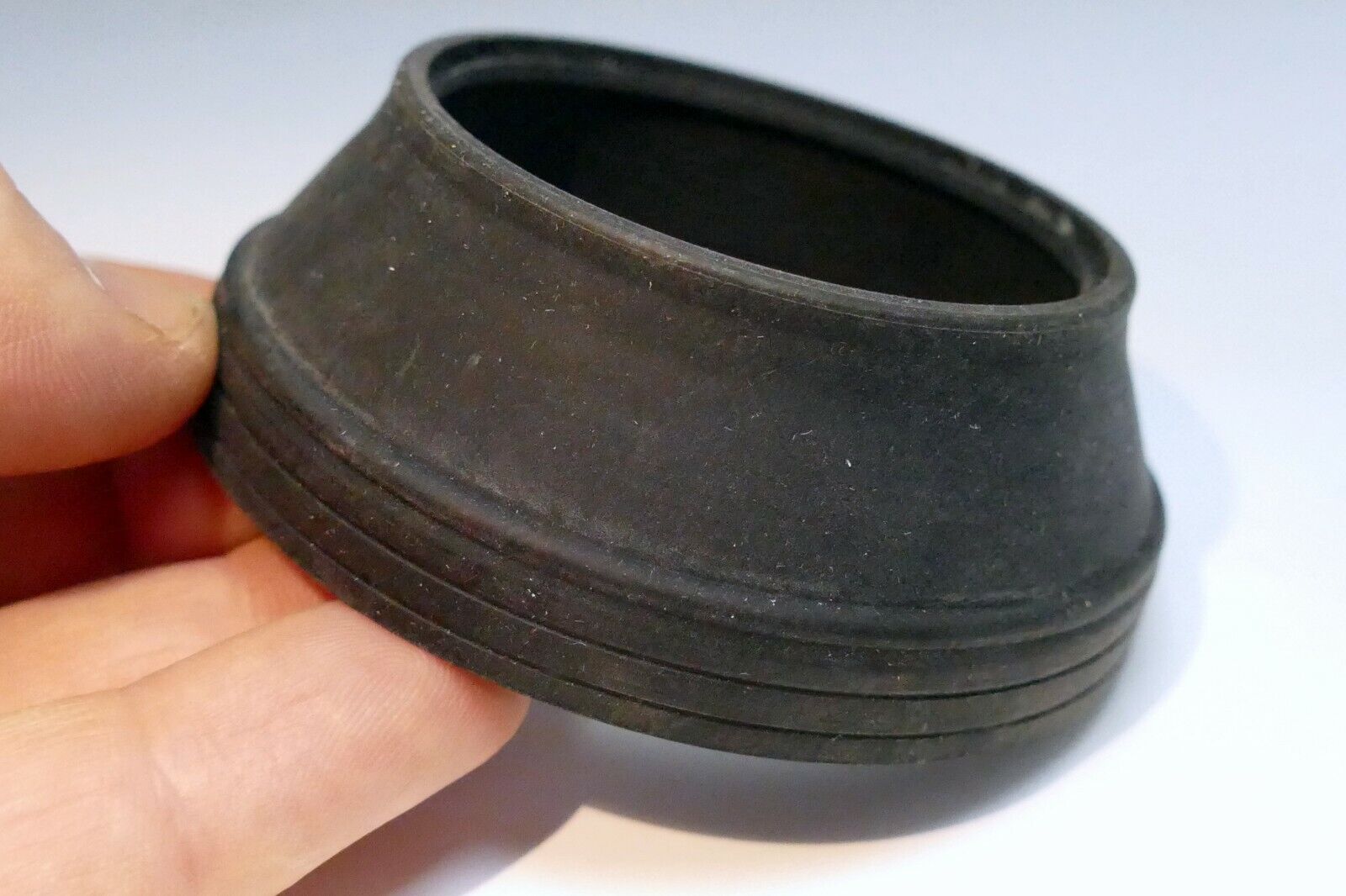 58mm rubber lens hood shade (rubber part only , missing metal ring) for parts