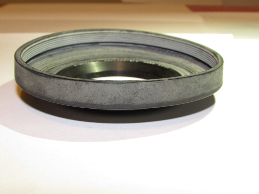 Used 52mm Wide angle Collapsible Rubber Lens Hood Made in Japan 6410039