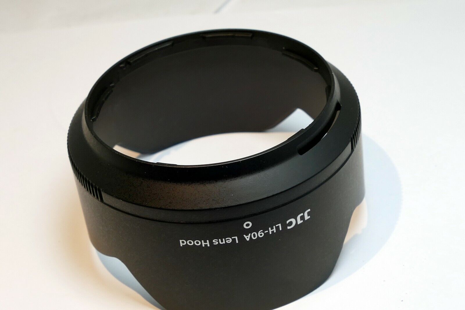 JJC LH-90A Lens Hood Shade replaces Nikon HB-90A for NIKKOR Z 50-250mm f4.5-6.3