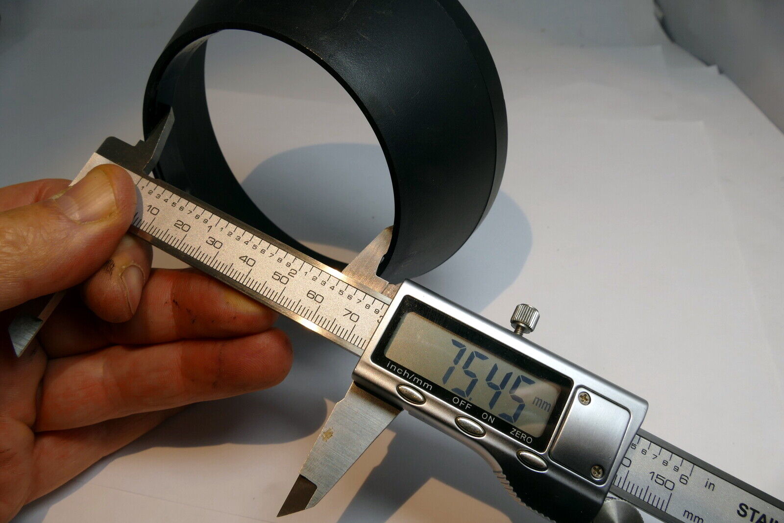 Fujinon 75mm Lens Hood Shade for FUJINON TV UM f1.6 10-110mm Lens HZ-811 72mm