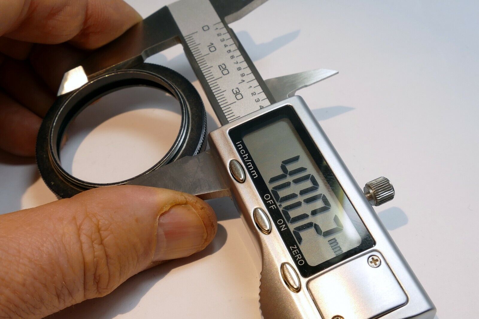 40.5mm to series 6 VI 44.5mm metal adapter filter holder w/ retaining ring Black